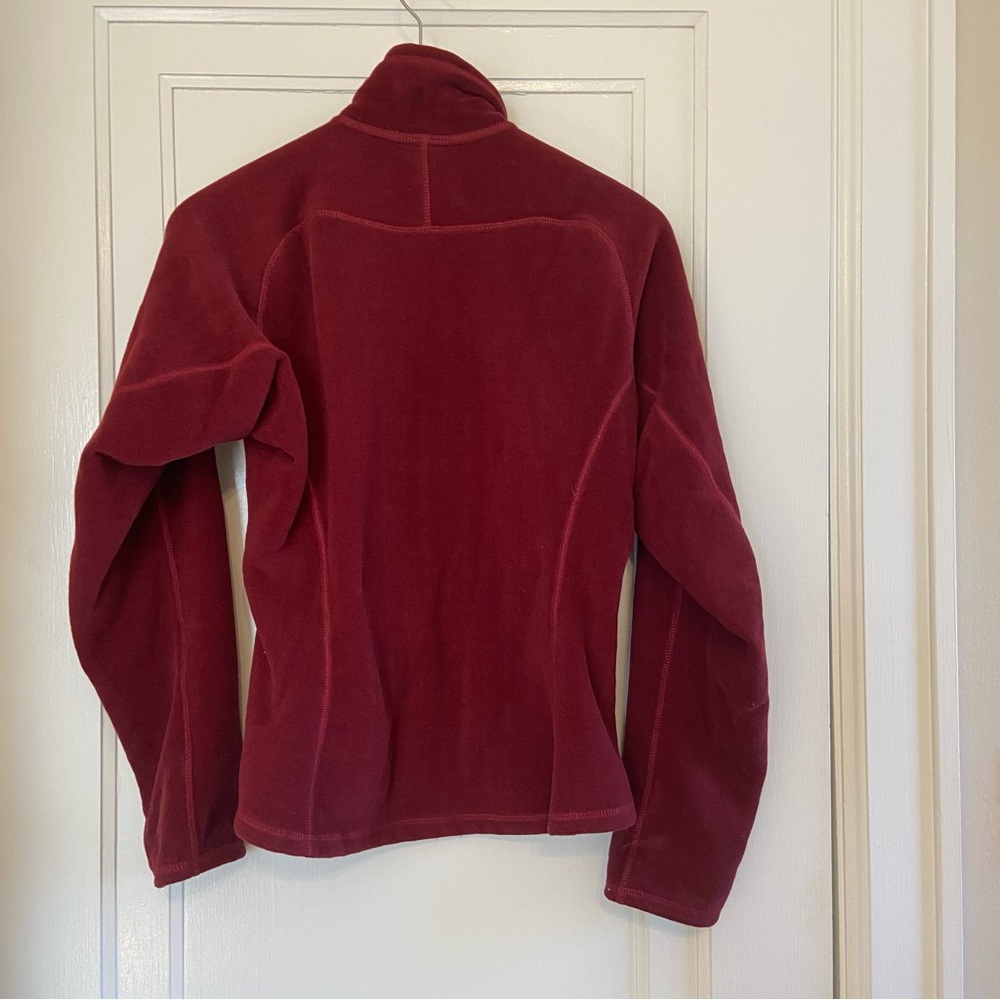 Patagonia zip up fleece jacket - Picture 3 of 6
